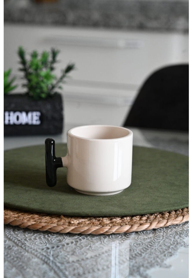 Kişiselleştirilebilir Modern Renkli T-Kulp Tasarım Kupa Serisi