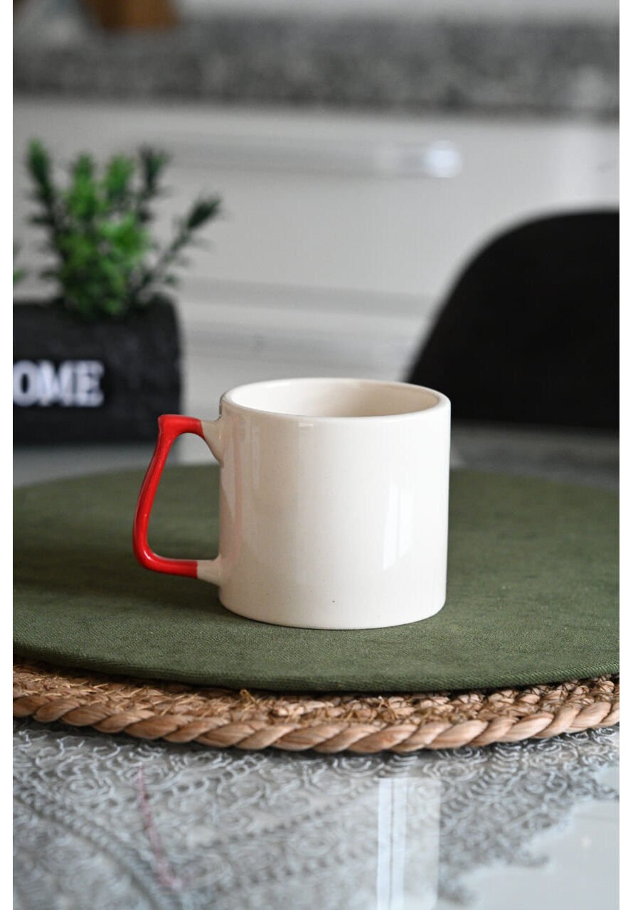 Kişiselleştirilebilir Lüks Kırmızı Kulp Tasarım Kupa