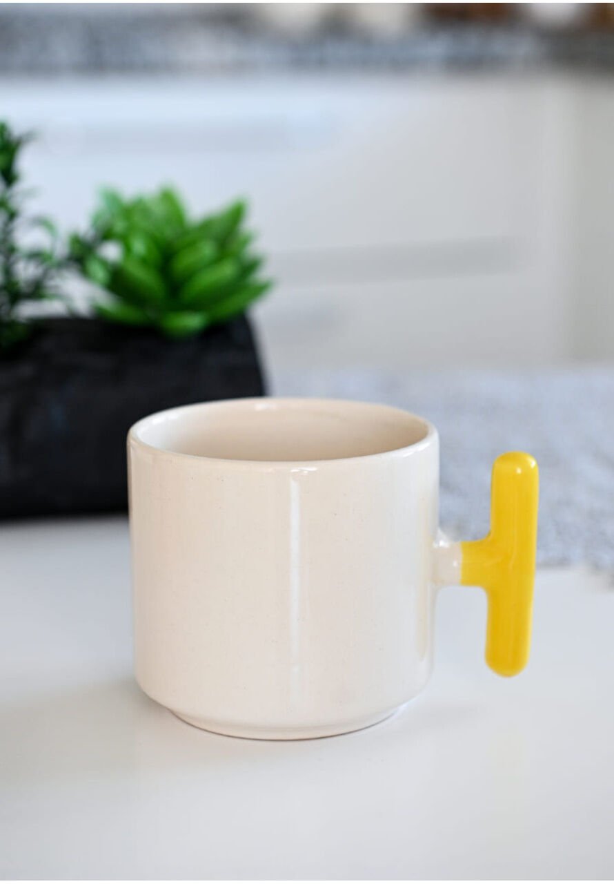 Kişiselleştirilebilir Modern Sarı T-Kulp Tasarım Kupa