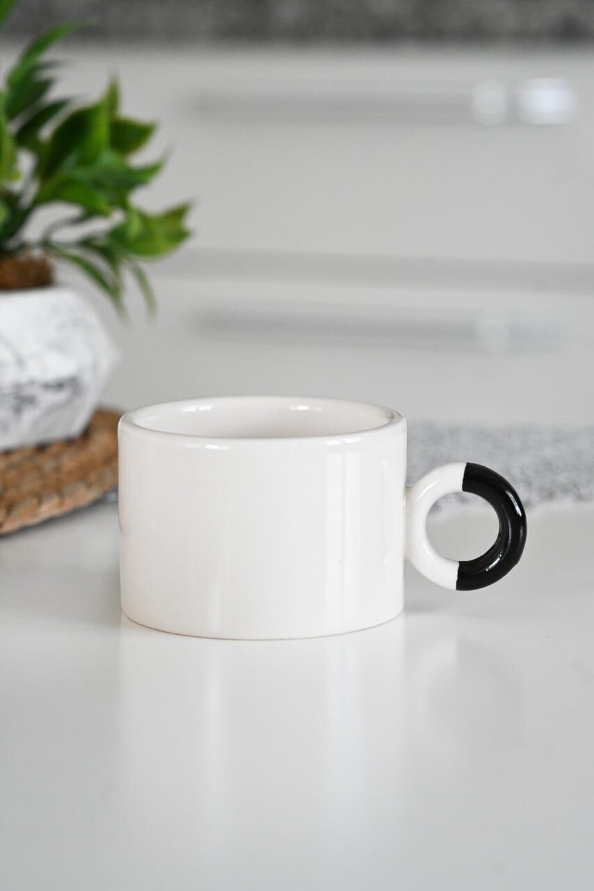 Minimalist  Tasarım Nescafe Fincanı SİYAH