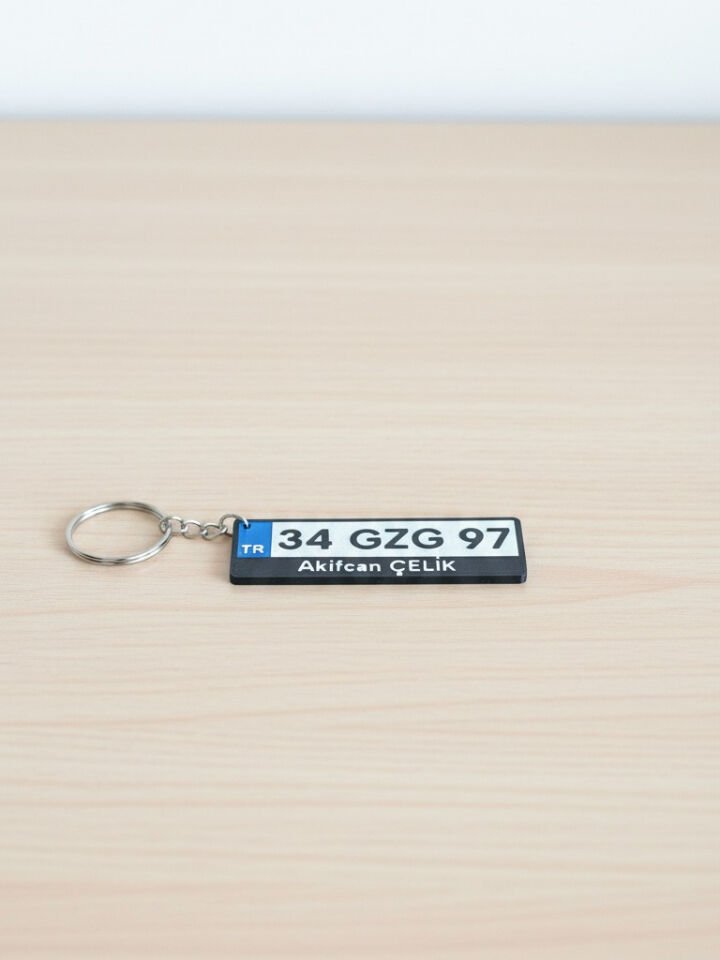 Kişiye Özel 3D Plaka Anahtarlık – Kabartmalı Tasarım