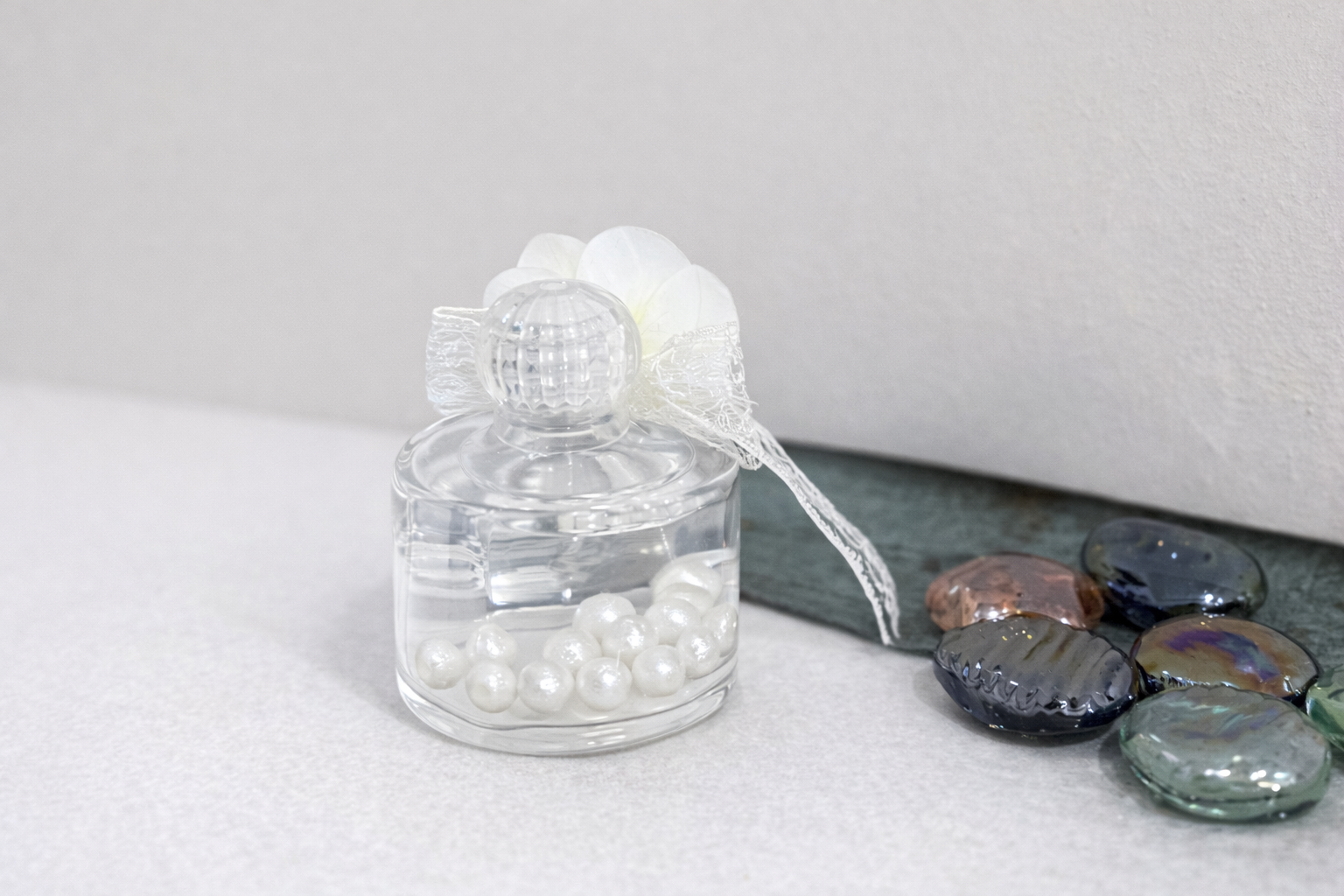 Cam Şişe Nikah & Kına Hatıralığı – İnci Dolgulu Dekoratif Mini Kavanoz